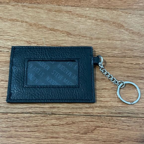 Steve Madden Mini Wallet - Picture 4 of 4